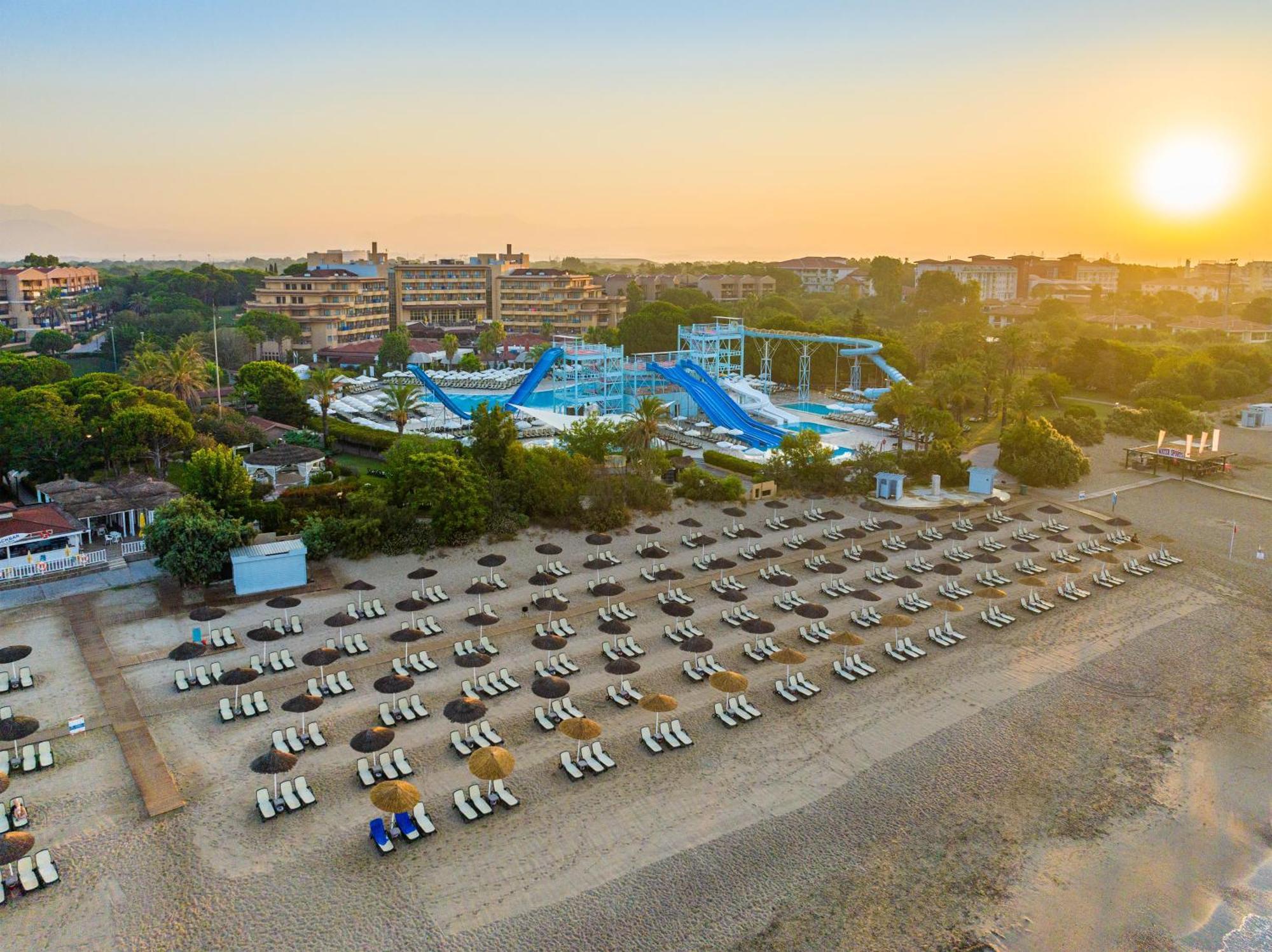 Asteria Family Resort Belek Antalya Exteriör bild Aerial view of Atlantis Waterpark