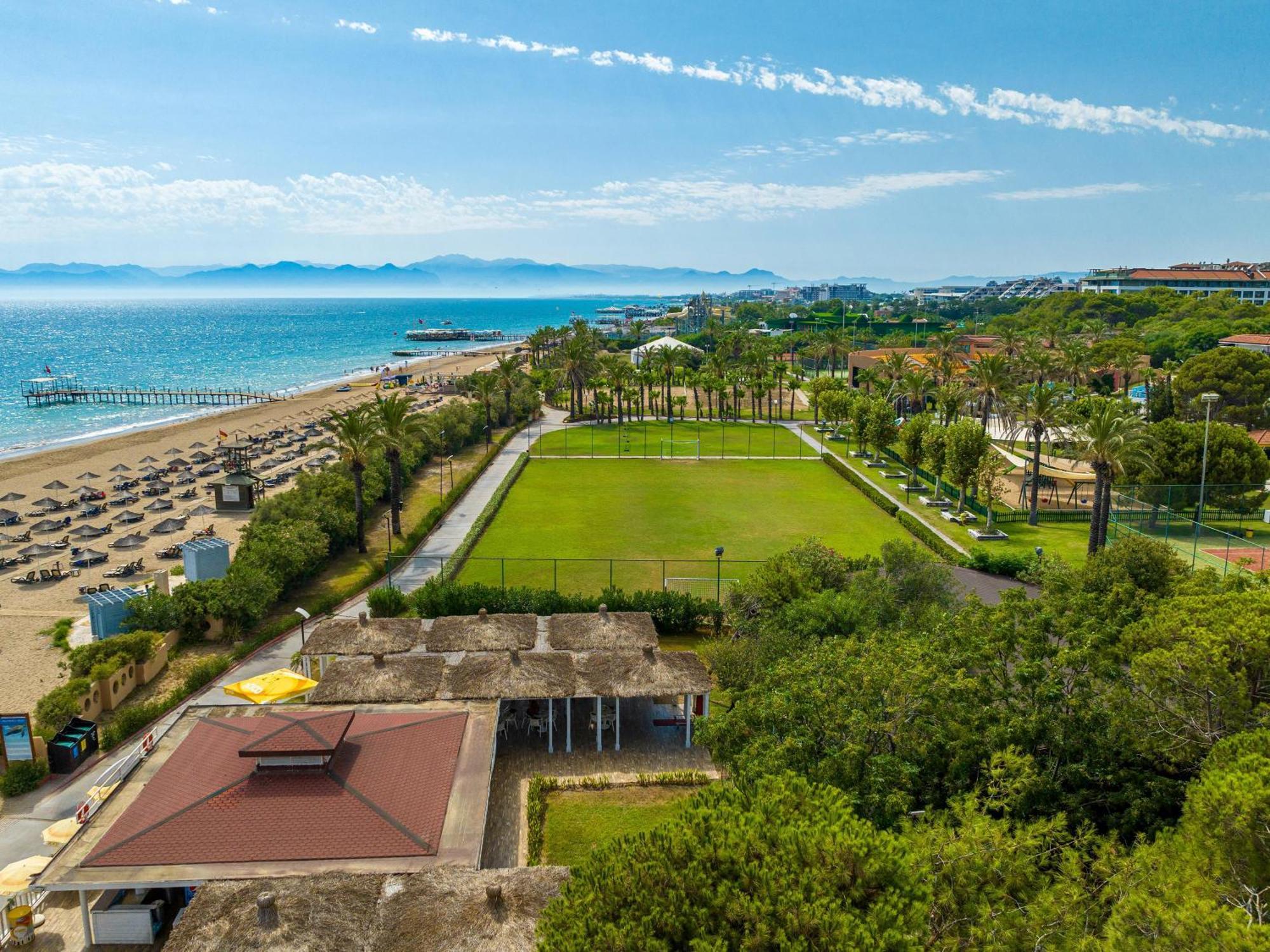 Asteria Family Resort Belek Antalya Exteriör bild The club's training ground