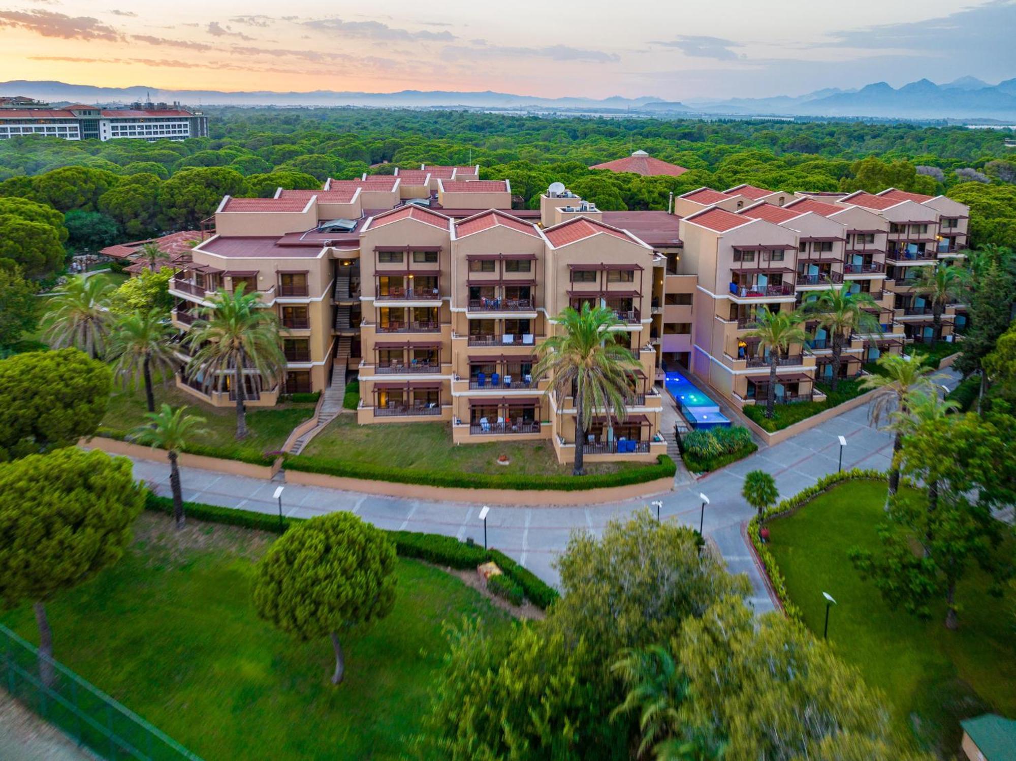 Asteria Family Resort Belek Antalya Exteriör bild The Village