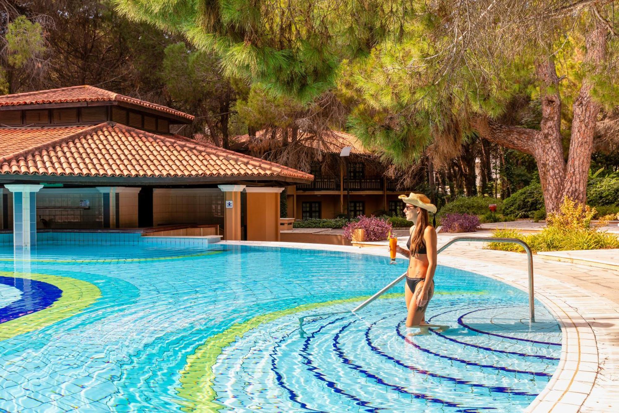 Asteria Family Resort Belek Antalya Exteriör bild A swimming pool