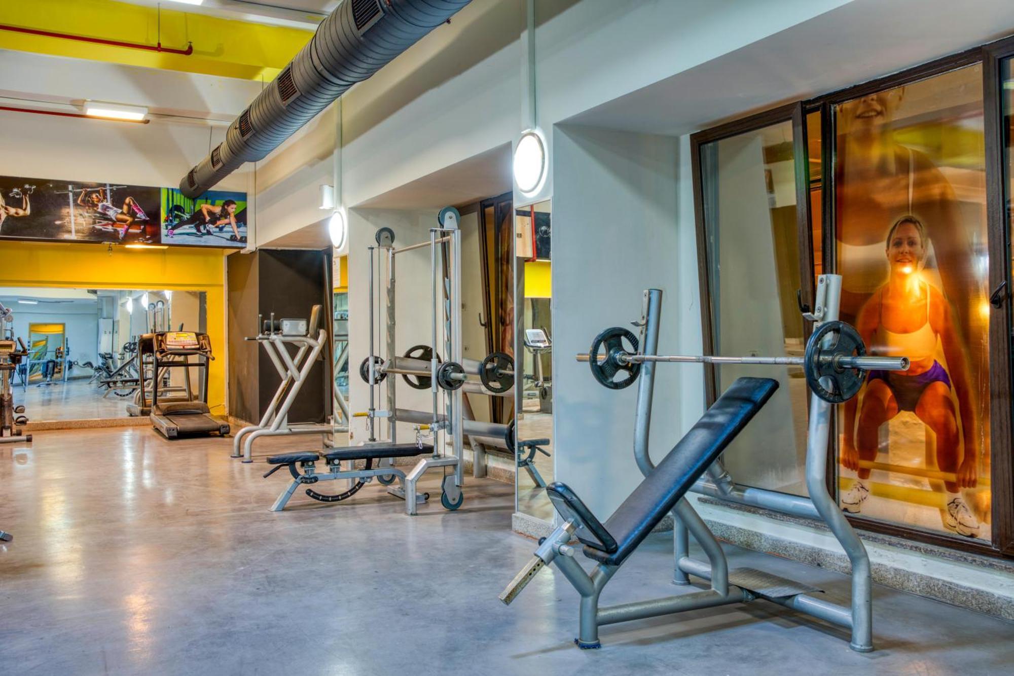 Asteria Family Resort Belek Antalya Exteriör bild A typical Anytime Fitness gym