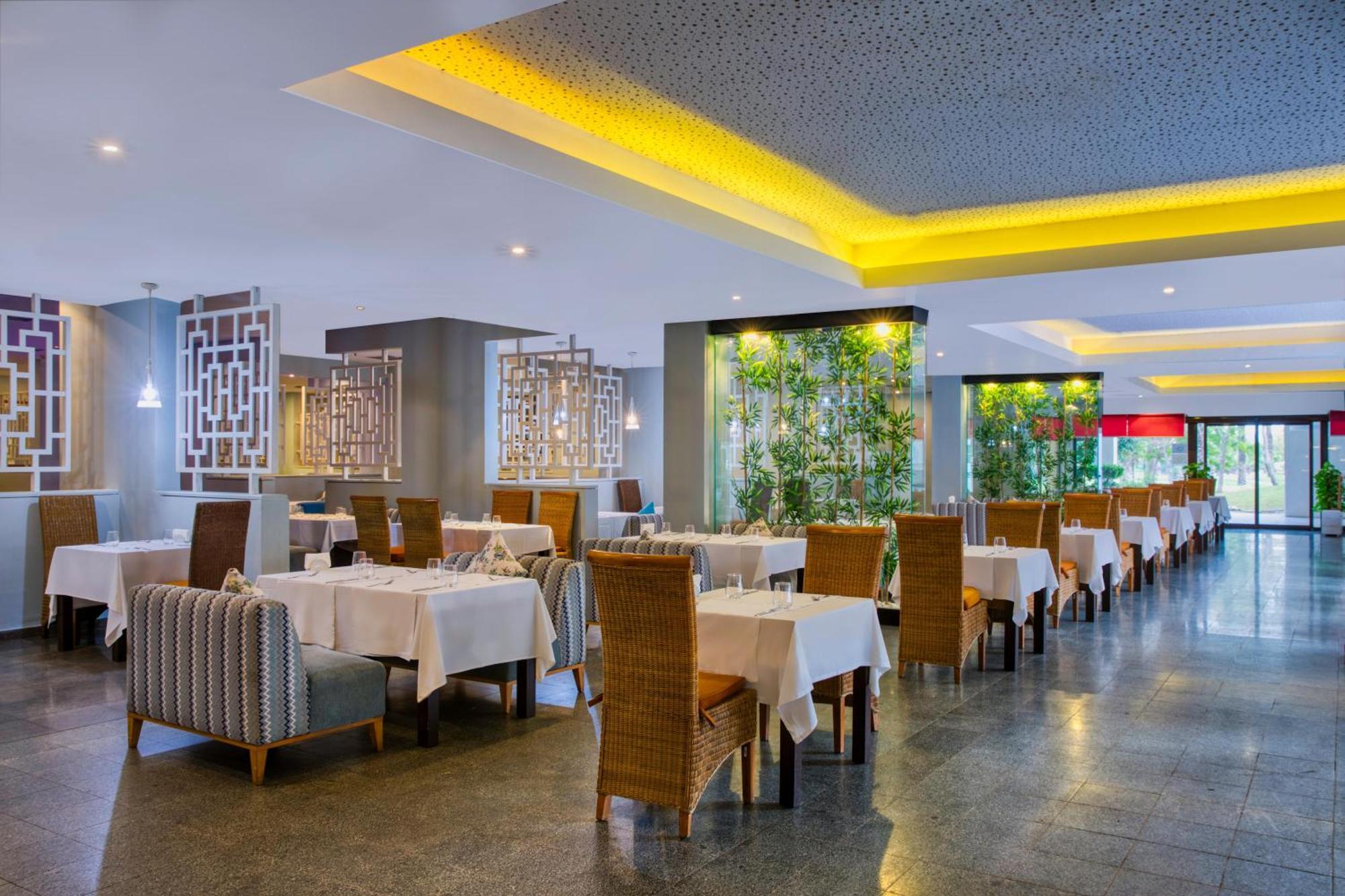 Asteria Family Resort Belek Antalya Exteriör bild Restaurant