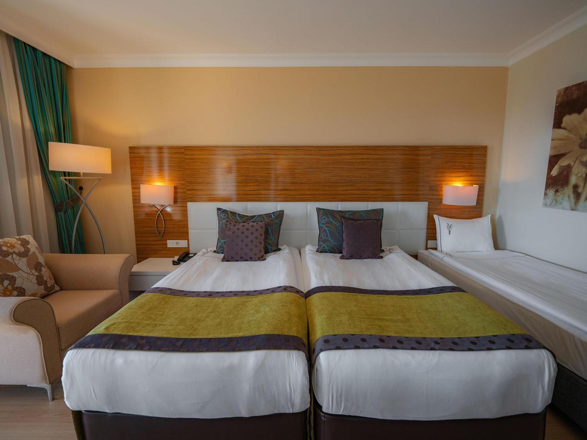 Asteria Family Resort Belek Antalya Exteriör bild A room at the hotel
